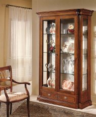 Showcase two-door MAESTRI ARTIGIANI 603