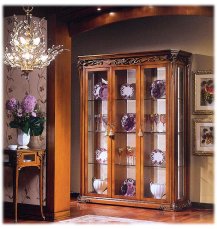Showcase three-doors CL ITALIA 1/134