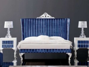 Minimal Baroque stand 42202 -1
