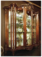 Showcase three-doors Trianon CITTERIO 2524