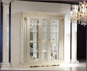 Montalcino showcase 2 doors white