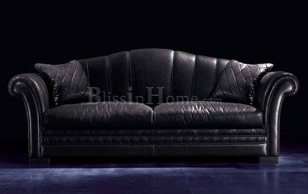 Pushkar armchair black