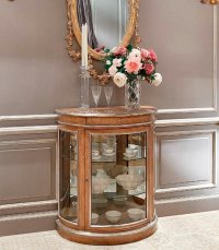 Showcase MEDEA 492