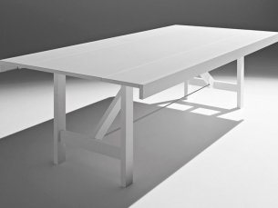 Dining table HORM and CASAMANIA CAPRIATA