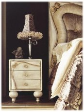 Night stand Botero VOLPI 2618